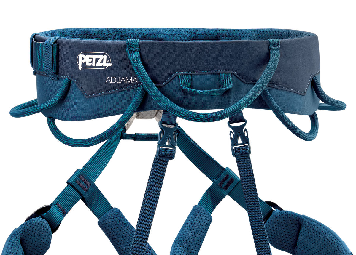 ADJAMA, Harnais d'escalade et d'alpinisme avec tours de cuisse ajustables  pour la pratique en falaise et en grande voie - Petzl France