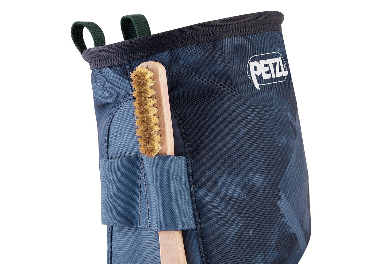 SAKA, Ergonomic chalk bag - Petzl USA