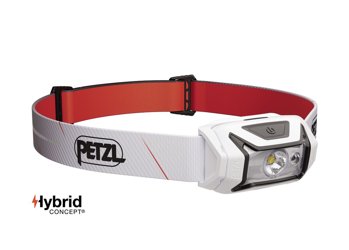 PETZL　TIKKA　CORE　450ルーメン　E067AA　グレー PETZL(ペツル) 【450ルーメン】ティカコア (E067AA