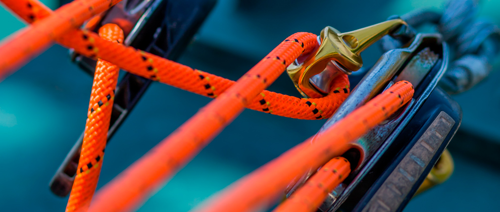 Longue ou courte remontée sur corde - Petzl Canada